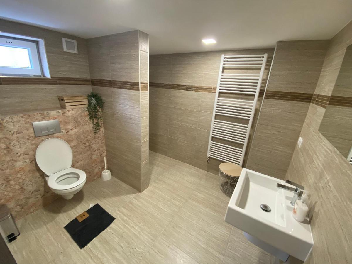Ubytovani 121 - Hlohovec Ngoại thất bức ảnh